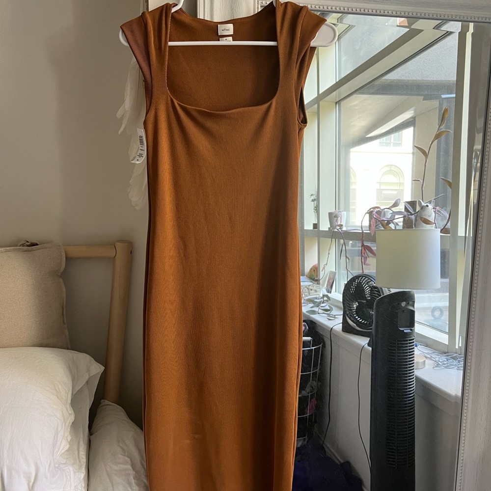 Elegant Brown Sleeveless Dress